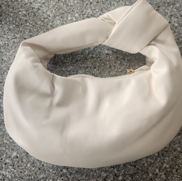 Alexandra Cream Vegan Top Handle Bag - Picture 4 of 5